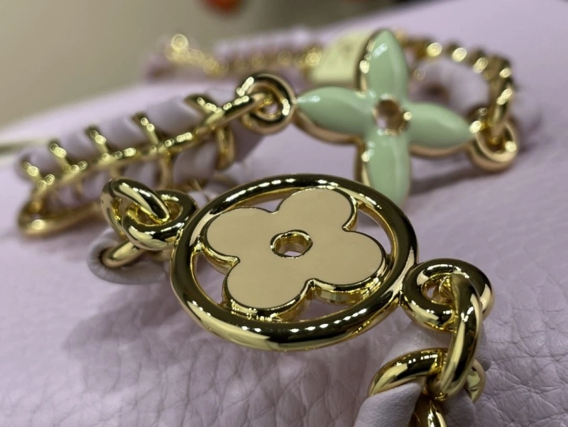 LV Capucines Bags 4365H-0253