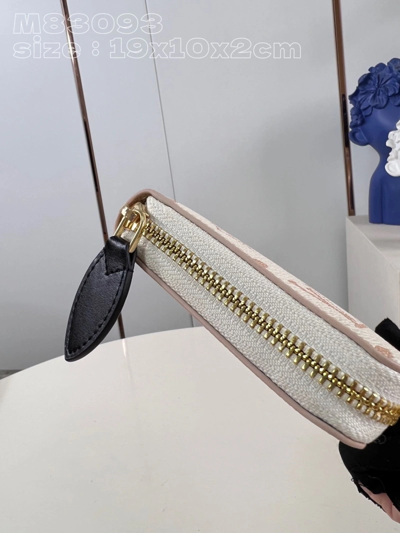 LV Wallets 4365H-0305