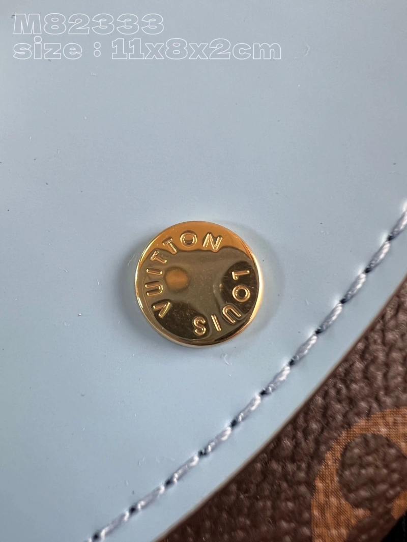 LV Wallets 4365H-0317