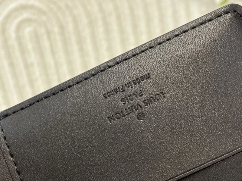 LV Wallets 4365H-0348