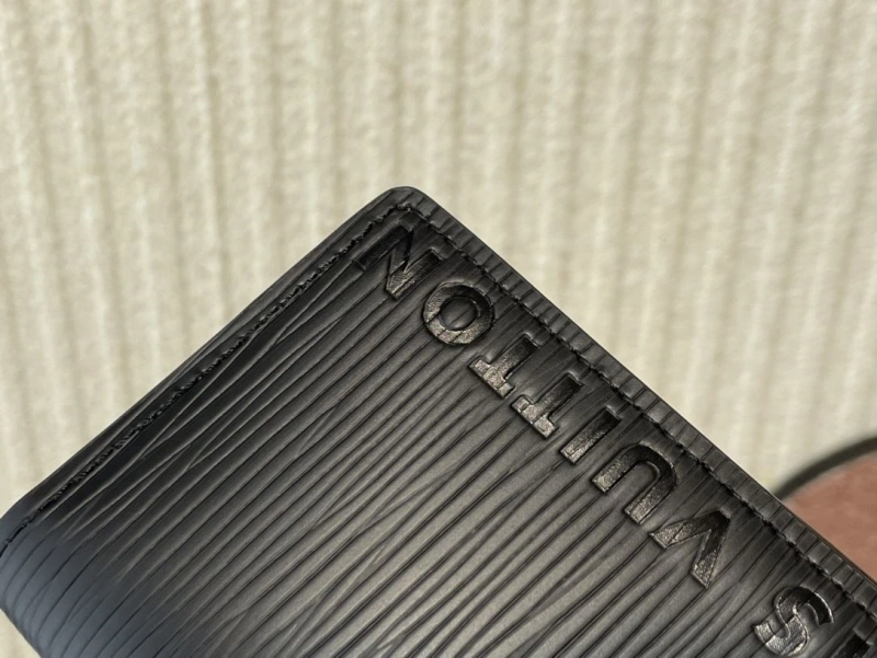 LV Wallets 4365H-0349