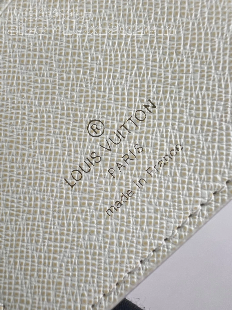 LV Wallets 4365H-0364