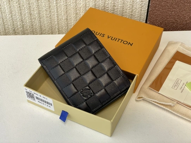 LV Wallets 4365H-0378