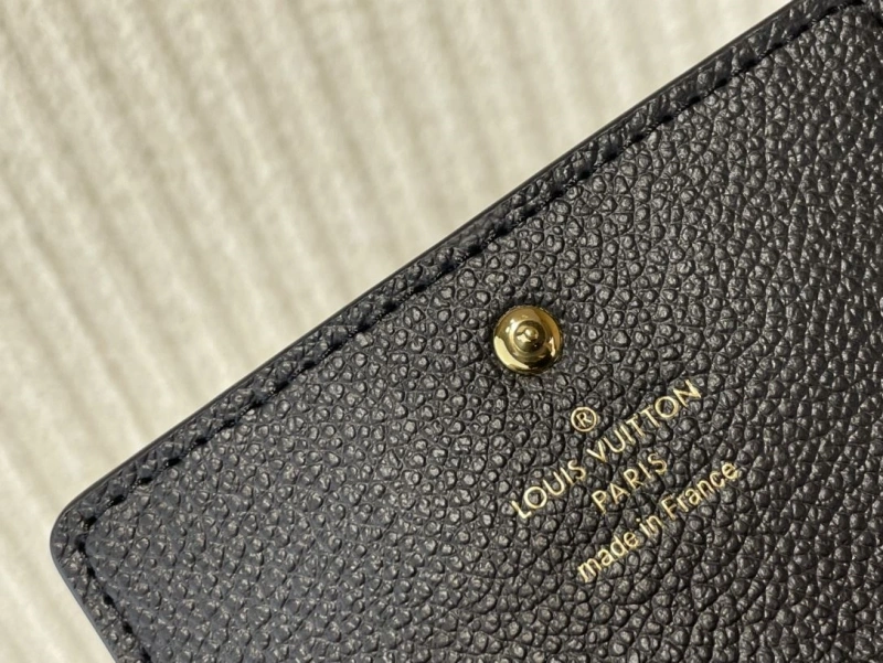 LV Wallets 4365H-0384