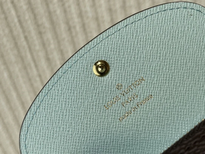 LV Wallets 4365H-0388