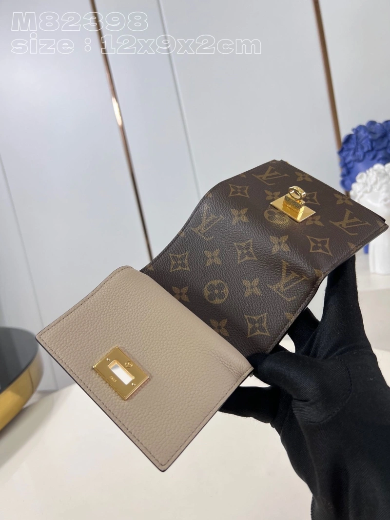 LV Wallets 4365H-0453