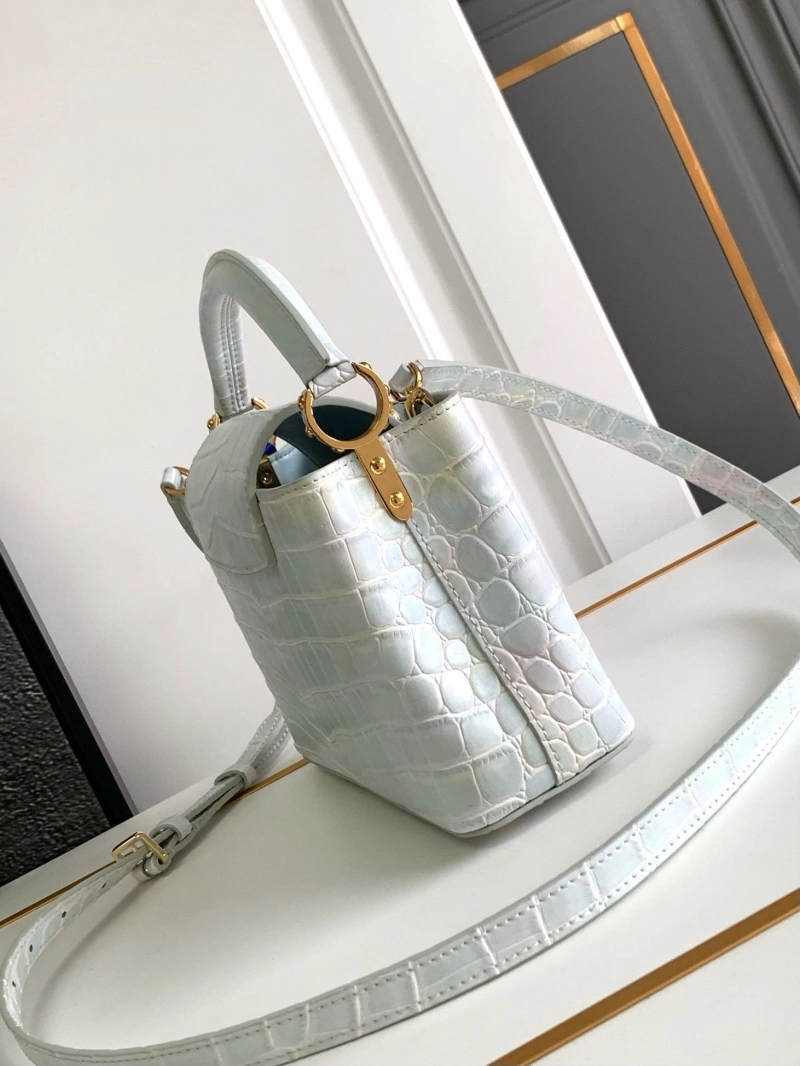 LV Capucines Bags 4365H-0539