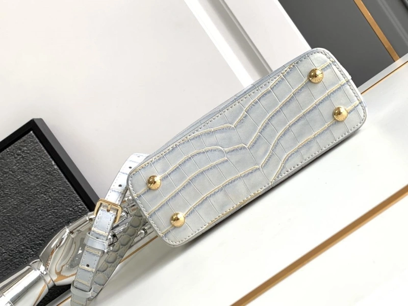 LV Capucines Bags 4365H-0541