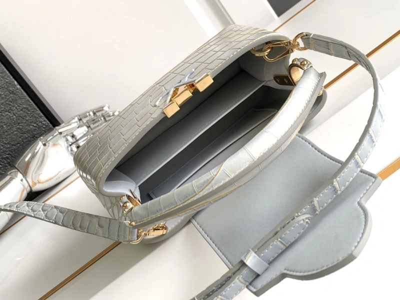 LV Capucines Bags 4365H-0541