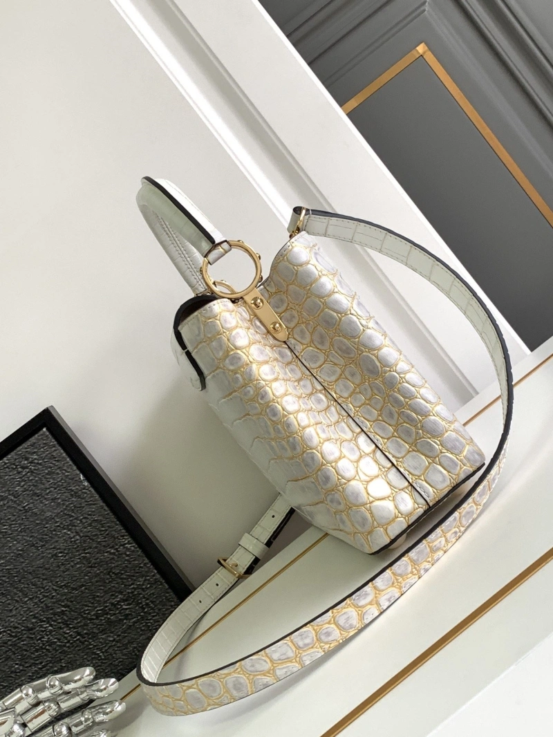 LV Capucines Bags 4365H-0545