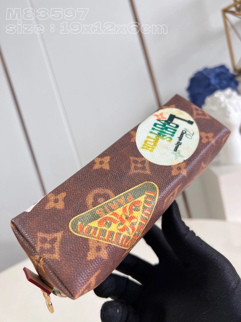 LV Clutch Bags 4365H-0560