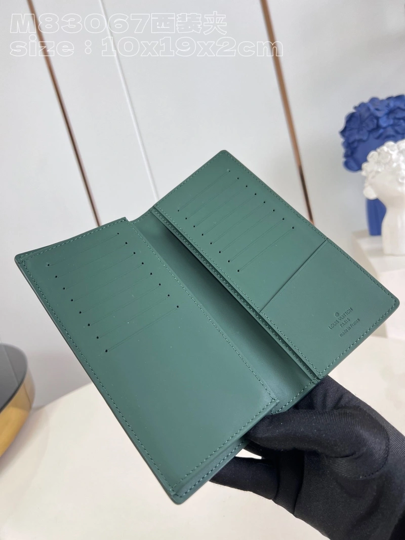 LV Wallets 4365H-0569