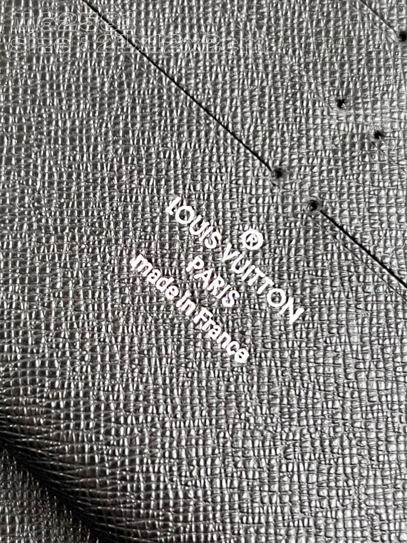 LV Wallets 4365H-0602