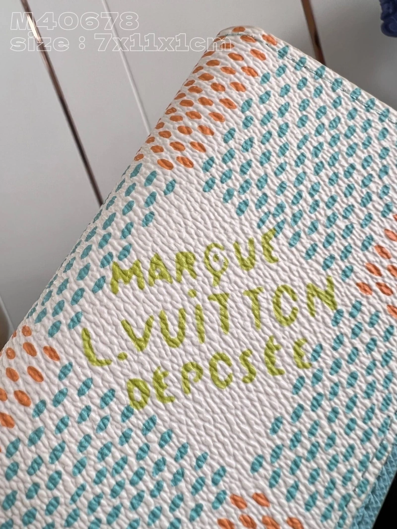 LV Wallets 4365H-0605