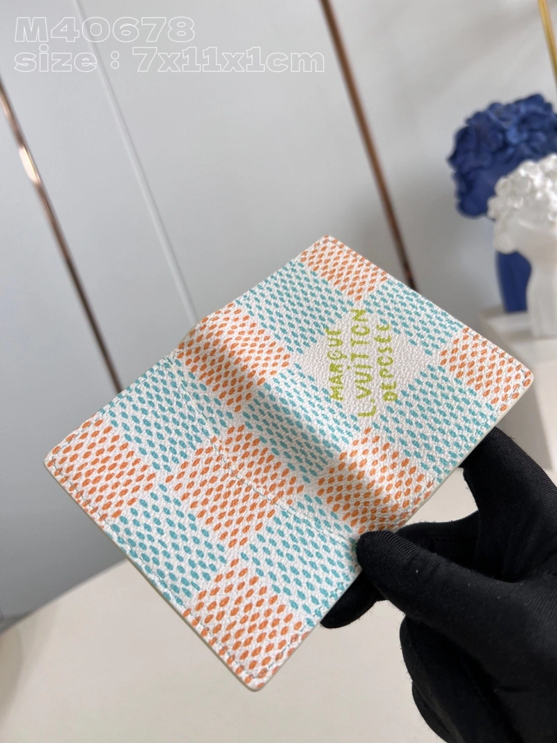 LV Wallets 4365H-0605