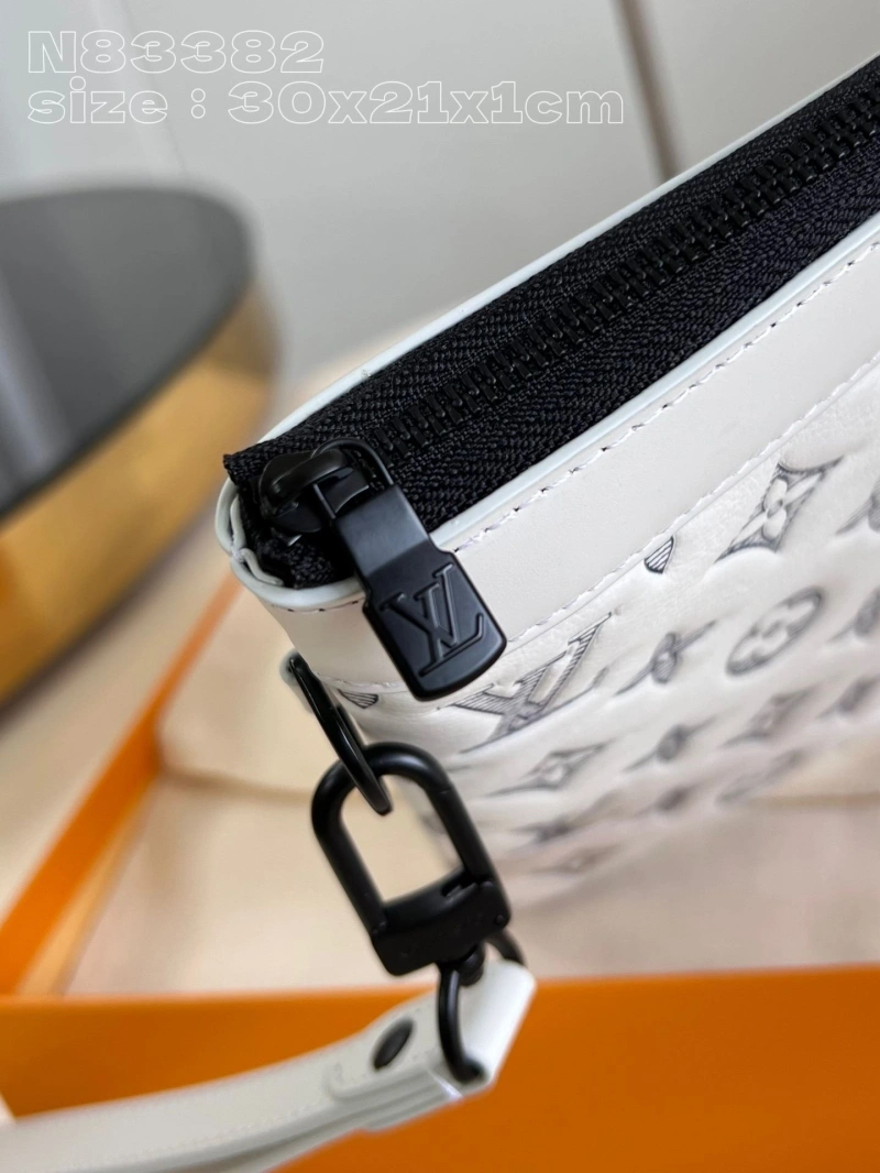 LV Clutch Bags 4365H-0624