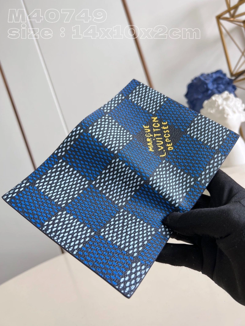 LV Wallets 4365H-0637