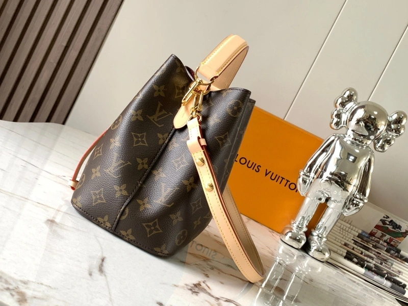 LV Bucket Bags 4365H-0658