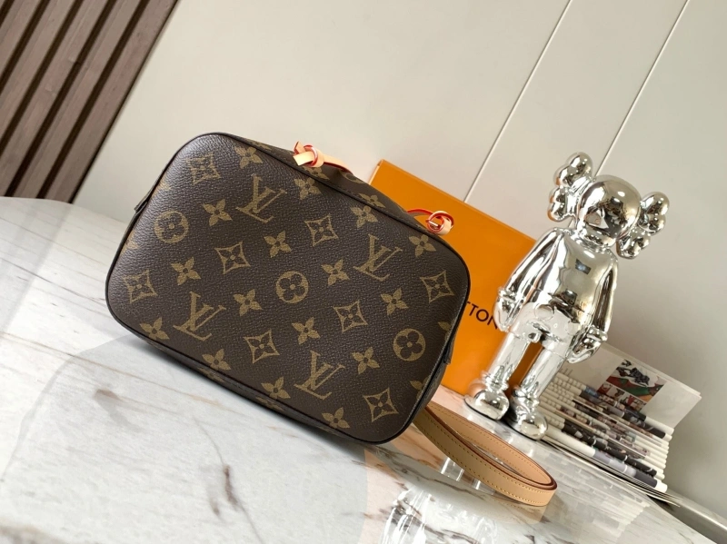 LV Bucket Bags 4365H-0658