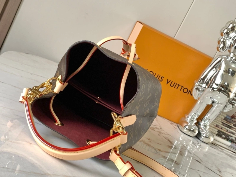 LV Bucket Bags 4365H-0658