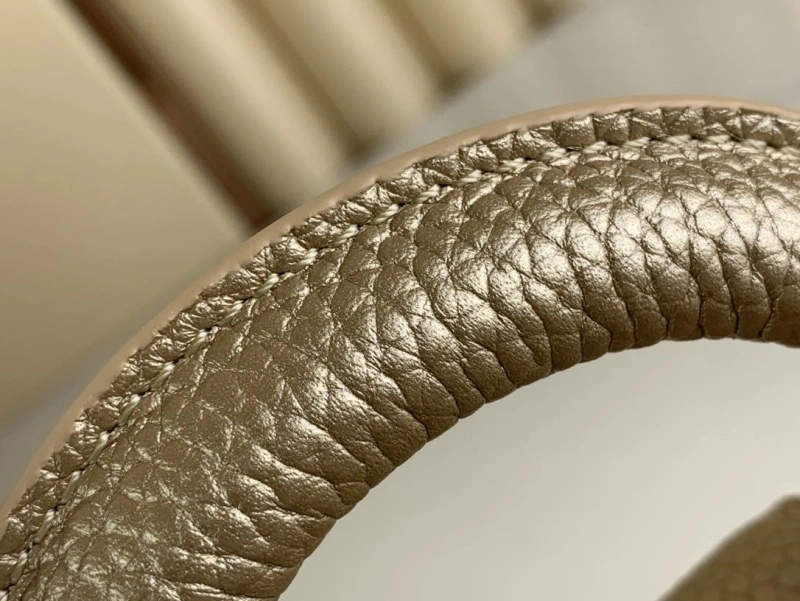 LV Capucines Bags 4365H-0669