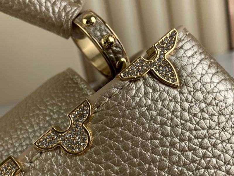 LV Capucines Bags 4365H-0670