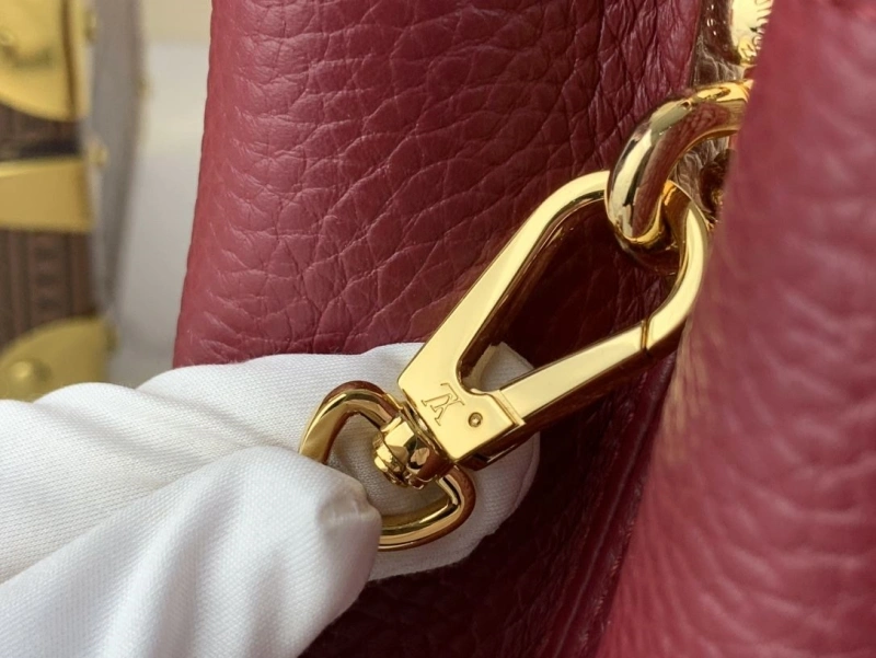 LV Capucines Bags 4365H-0677
