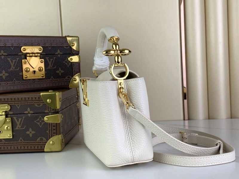 LV Capucines Bags 4365I-0015