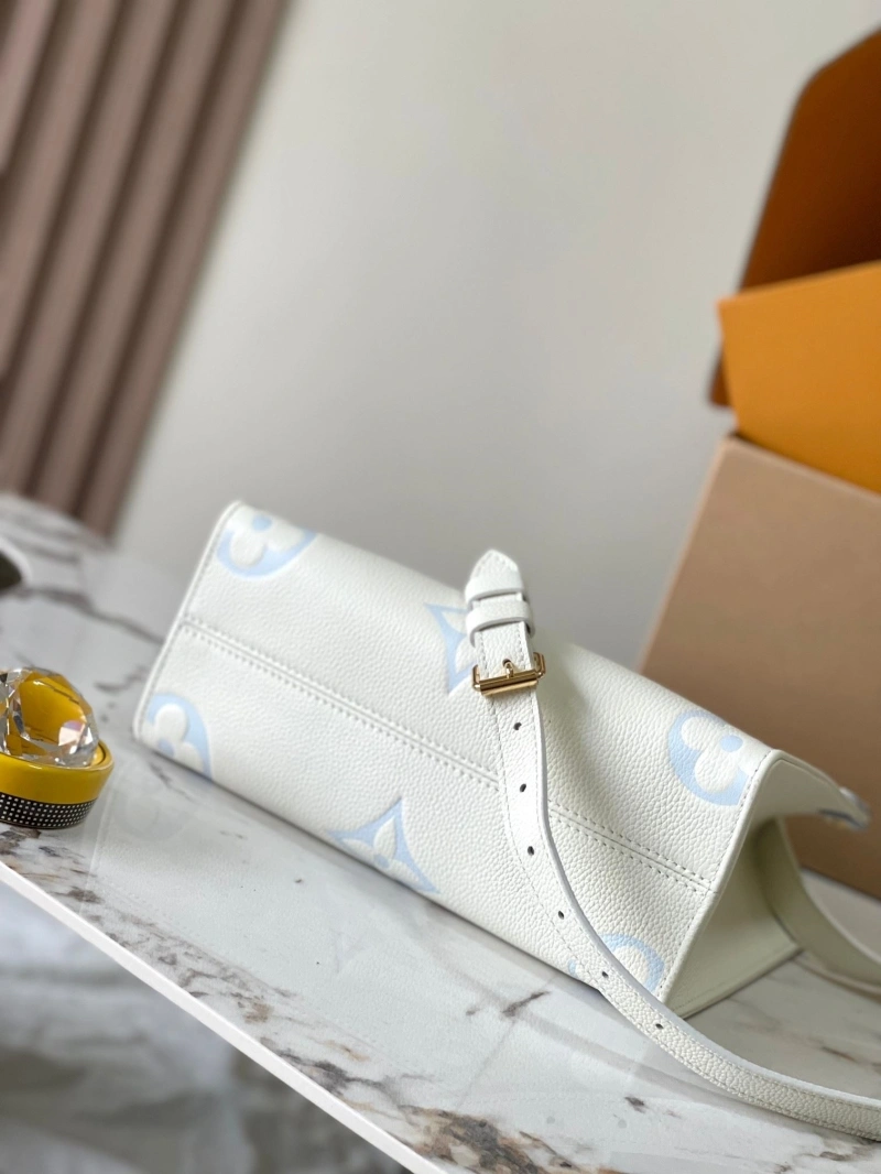 LV Shopping Bags 4365I-0096