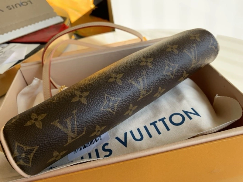 LV Clutch Bags 4365I-0170