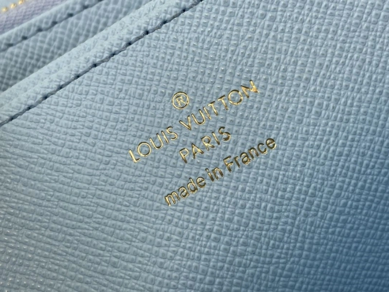 LV Wallets 4365I-0240