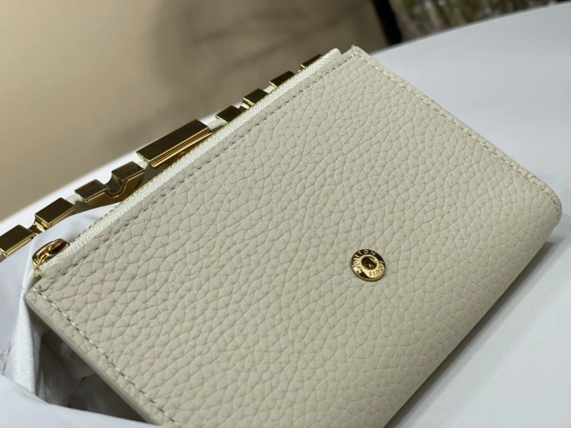 LV Wallets 4365I-0286