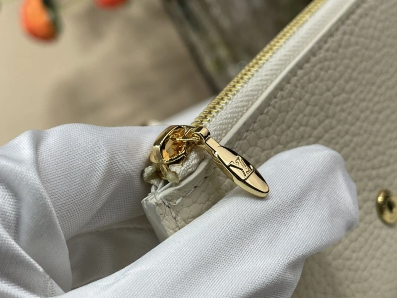 LV Wallets 4365I-0286