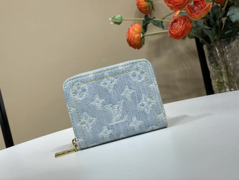 LV Wallets 4365I-0290