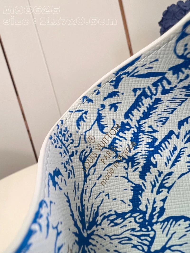 LV Wallets 4365I-0323