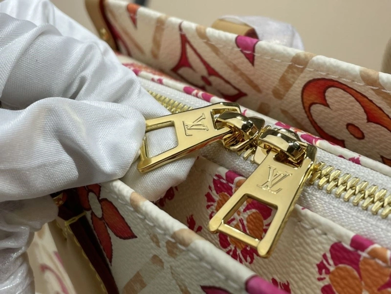 LV Shopping Bags 4365I-0357