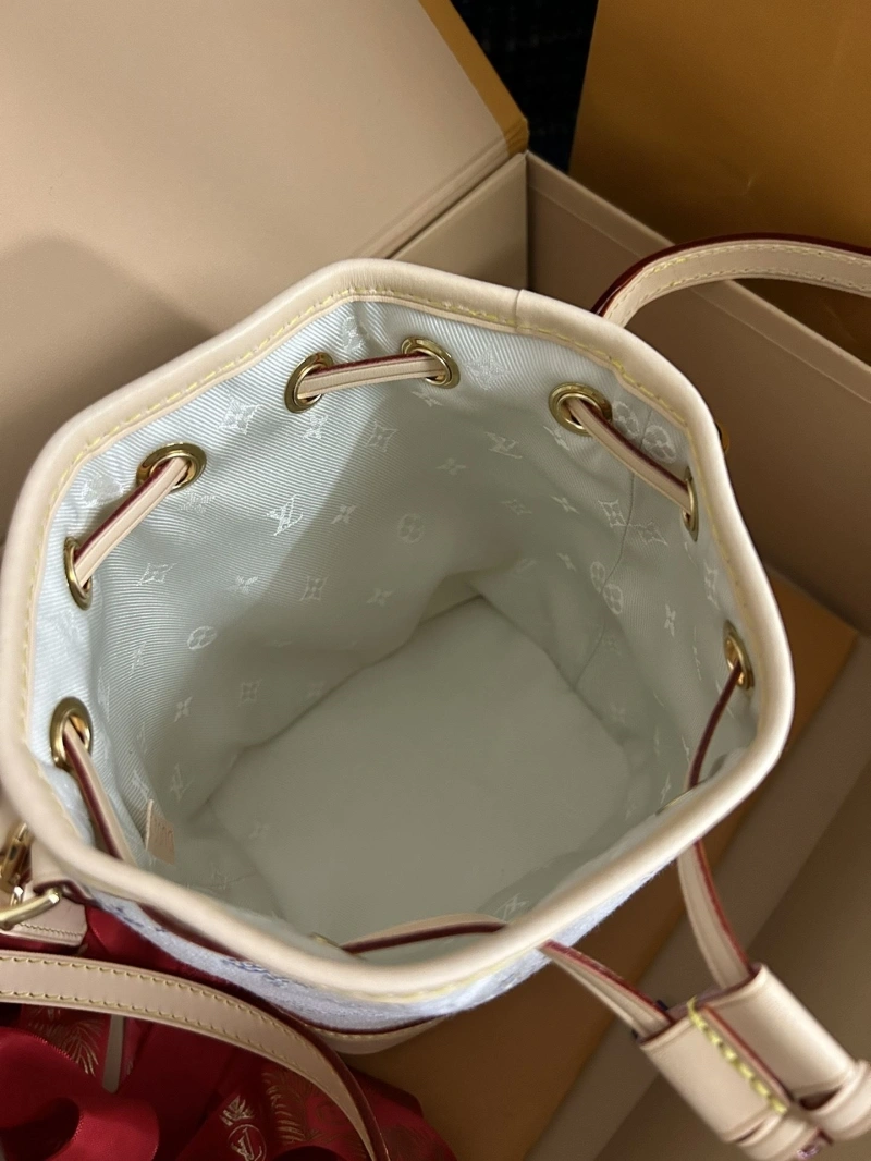 LV Bucket Bags 4365I-0575