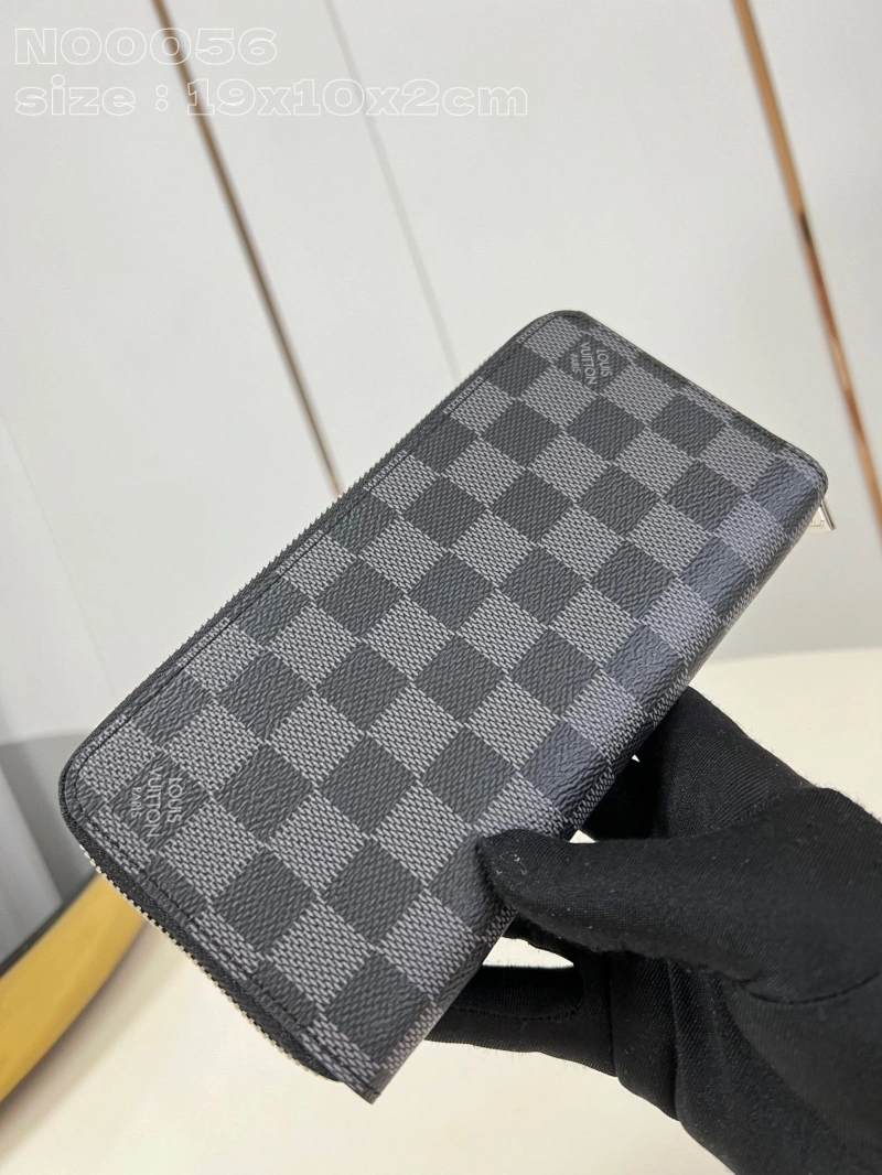 LV Wallets 4365I-0670