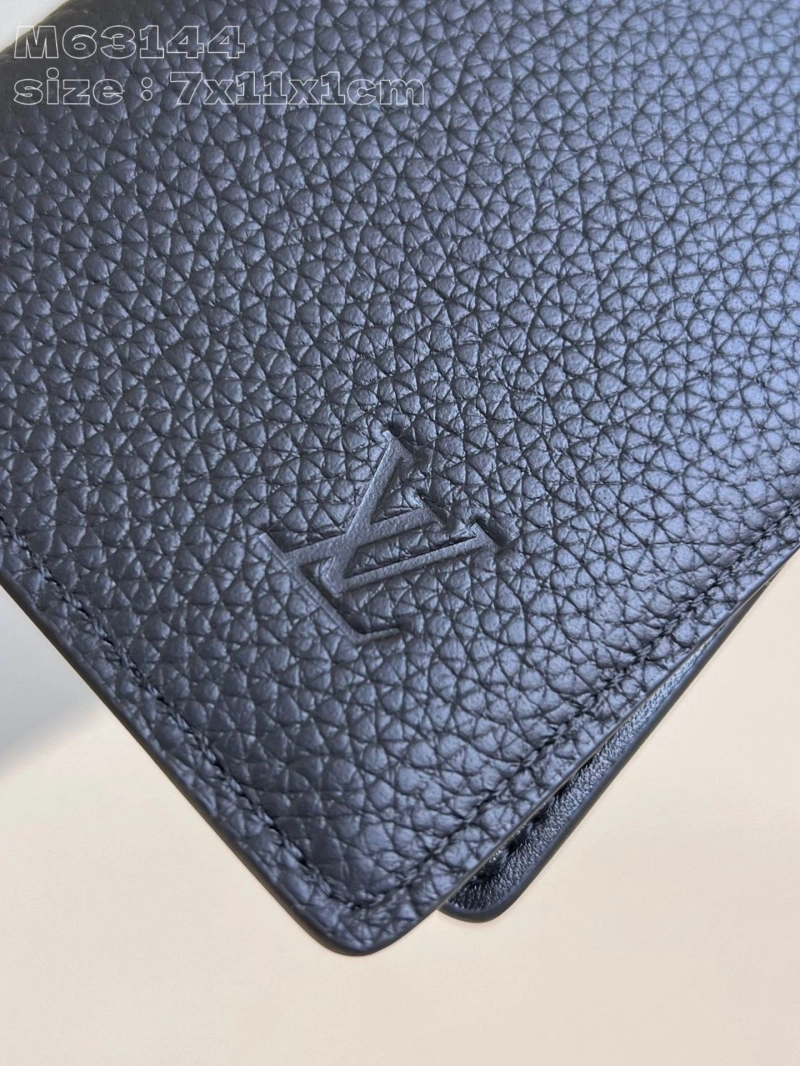 LV Wallets 4365I-0701