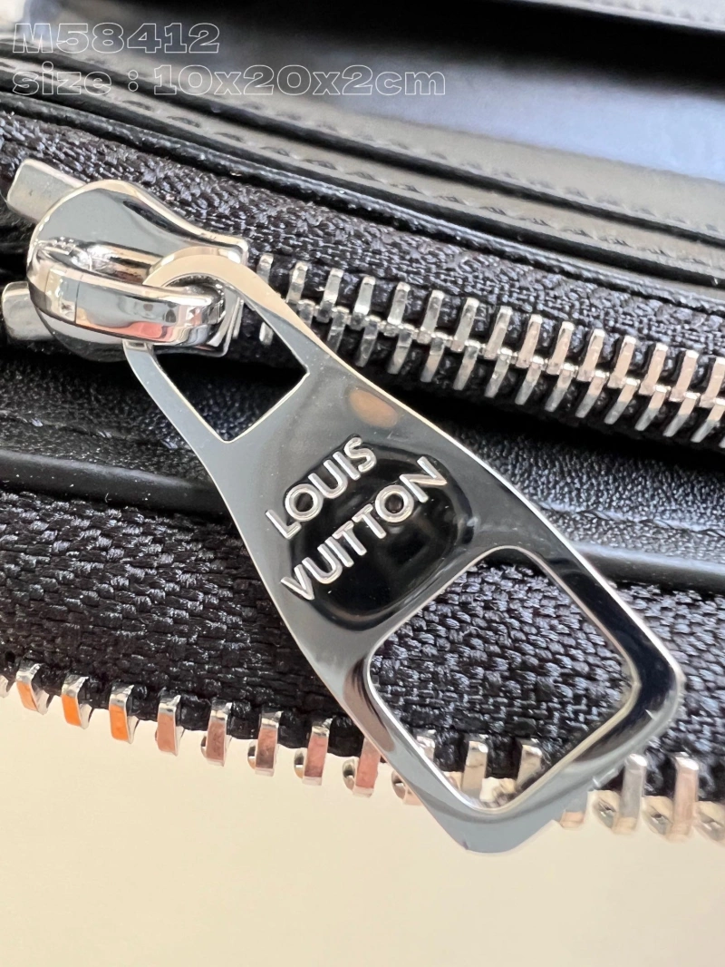 LV Wallets 4365I-0704