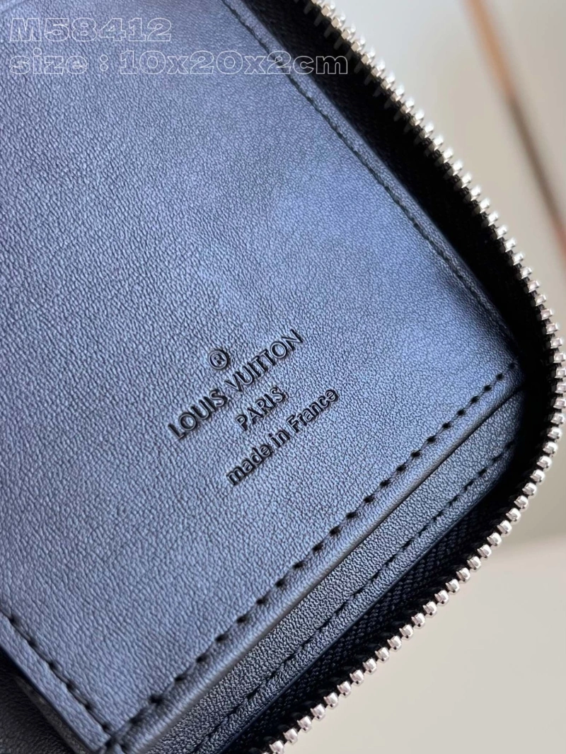 LV Wallets 4365I-0704