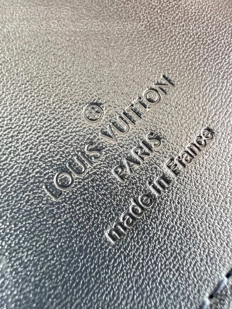 LV Wallets 4365I-0711