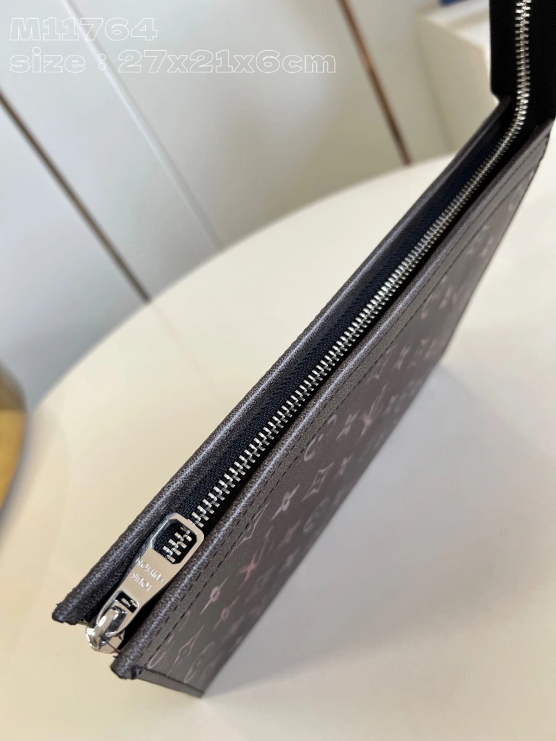 LV Clutch Bags 4365I-0748