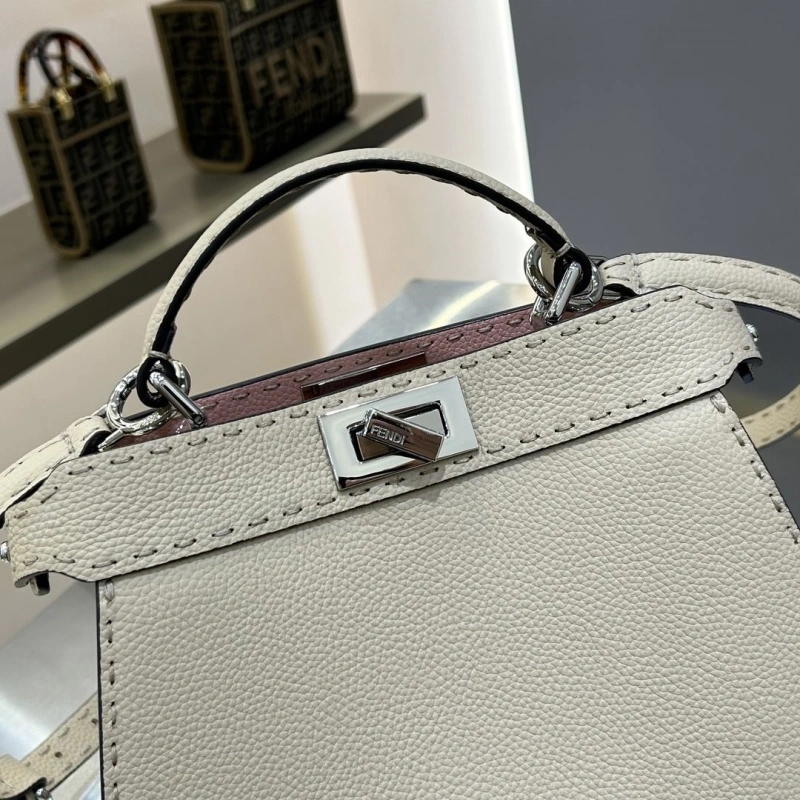 Fendi Top Handle Bags 4370-0005