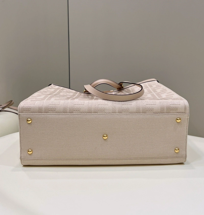 Fendi Shopping Bags 4370-0009