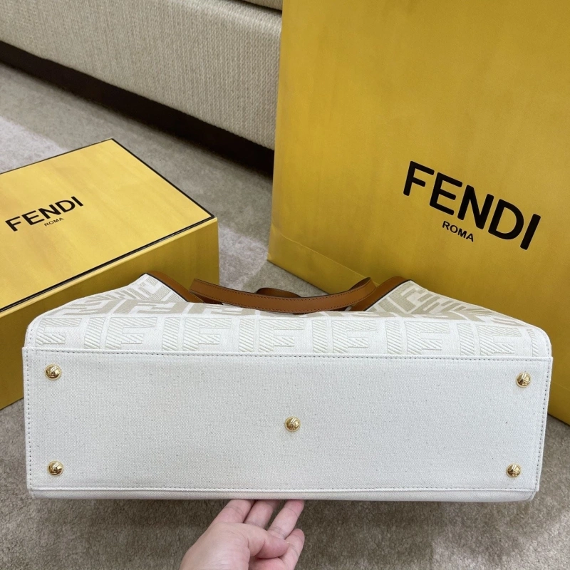 Fendi Shopping Bags 4370-0011