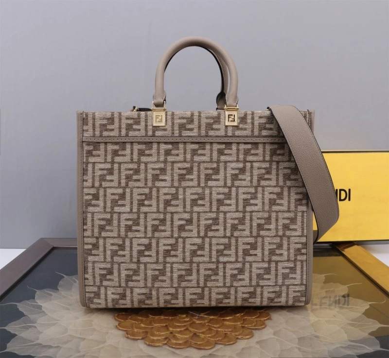 Fendi Shopping Bags 4370-0020