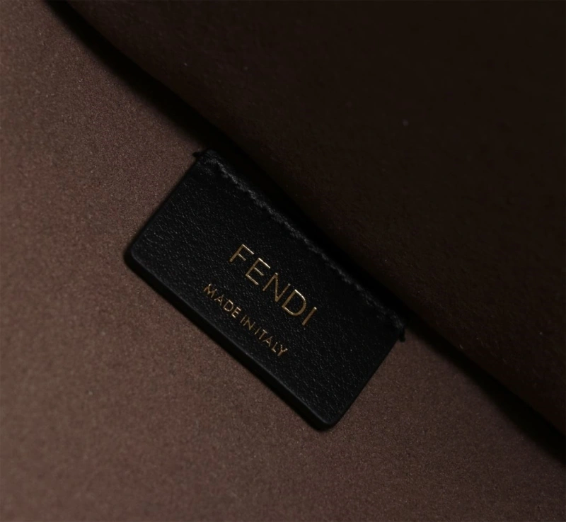 Fendi Shopping Bags 4370-0020