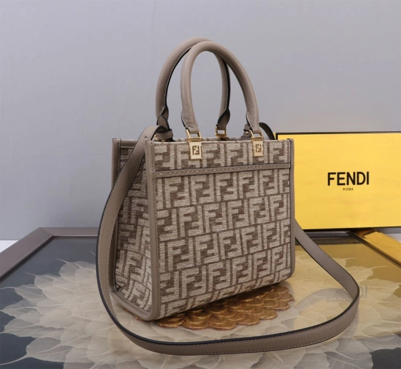 Fendi Shopping Bags 4370-0021