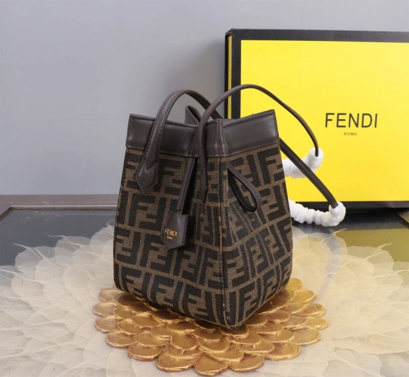 Fendi Shopping Bags 4370-0049
